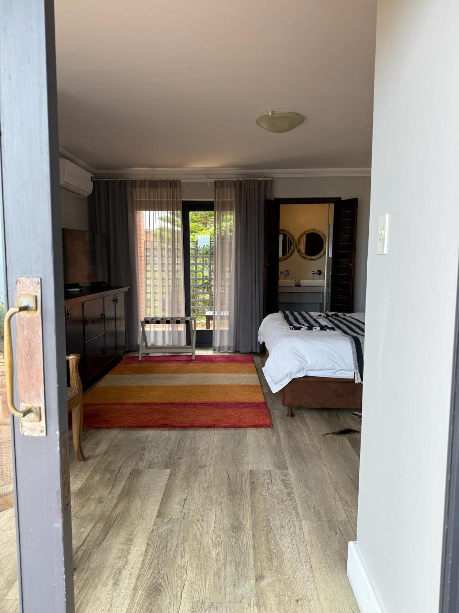 Wildernis Dolphin Dunes Guesthouse מראה חיצוני תמונה